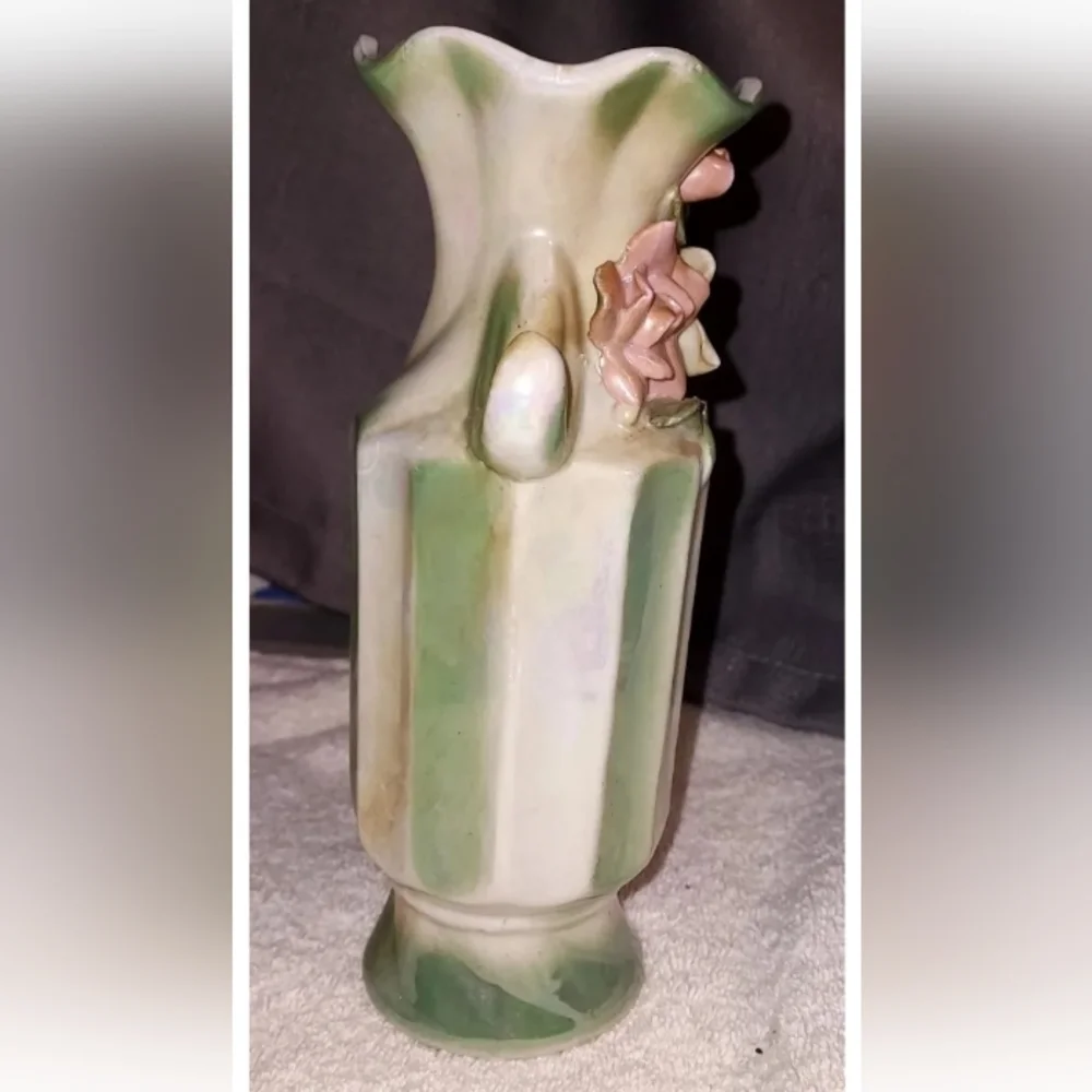 Vintage Spectacular Wild Rose  Turquoise and Pink Vase